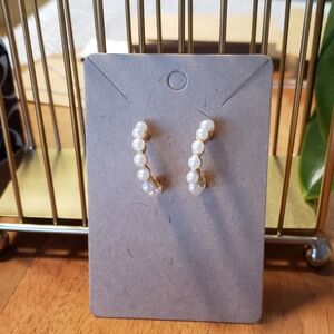 PEARL EARRINGS
